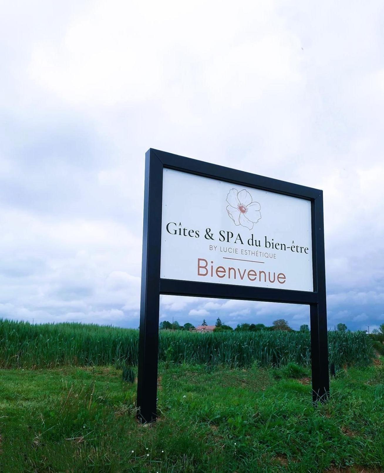 Gites & Spa Du Bien-Etre - Spa Privatif Courgains Екстер'єр фото